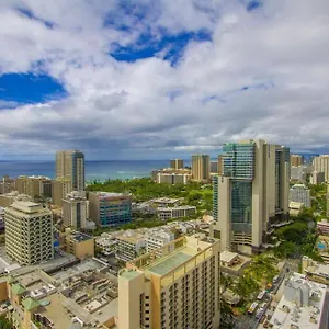  Apartment Royal Kuhio Penthouse With Ocean View On 35th Floor